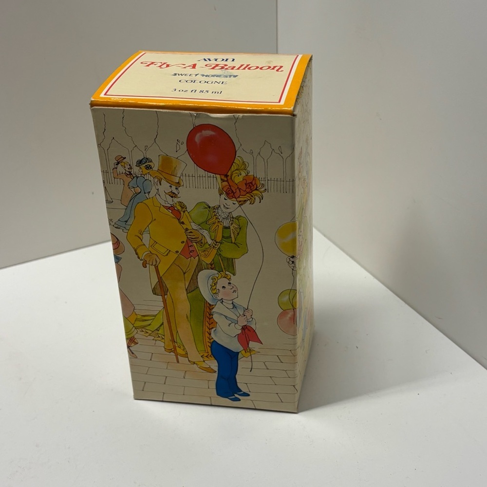 Vintage new in box Avon Fly-a-Balloon Sweet Honesty cologne. - Picture 5 of 12